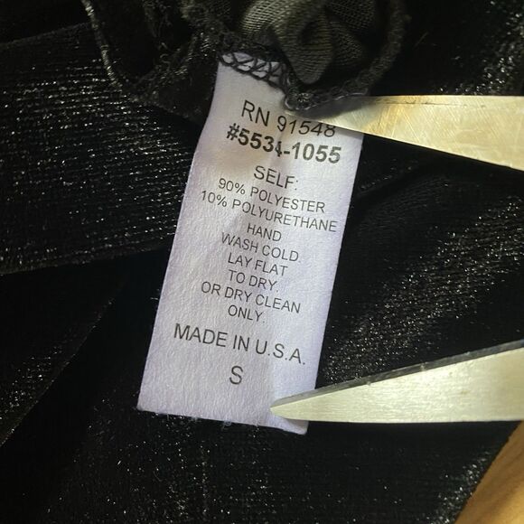 WAVERLY GREY S Black Velvet Off Shoulder Asymmetrical Blouse Whimsigoth Evening - Picture 10 of 15